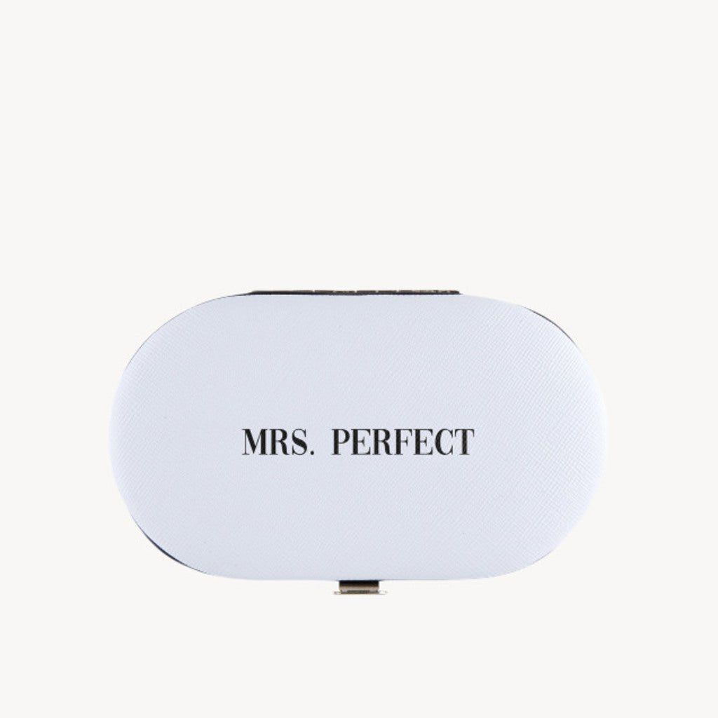 Manicure Kit White "Mrs Perfect" - Giftsmith